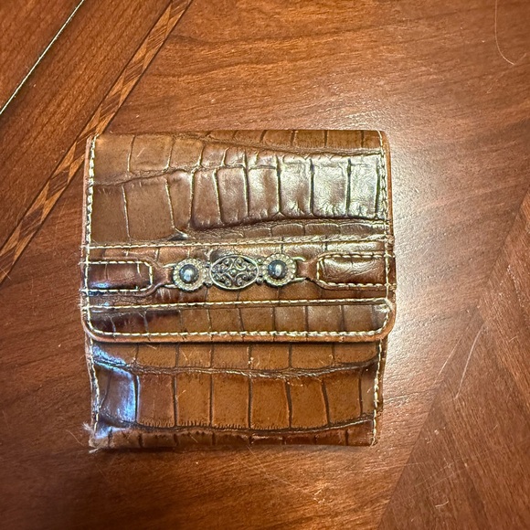 Brighton Handbags - Tan Brighton leather wallet.